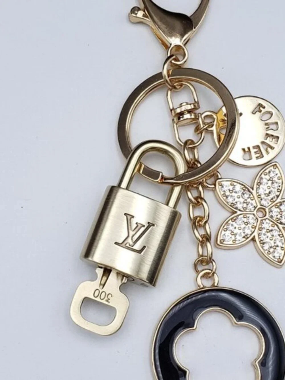 Authentic Louis Vuitton Gold Lock & Key 🔑 Bag Charm w/ Unbranded Flower Charm
